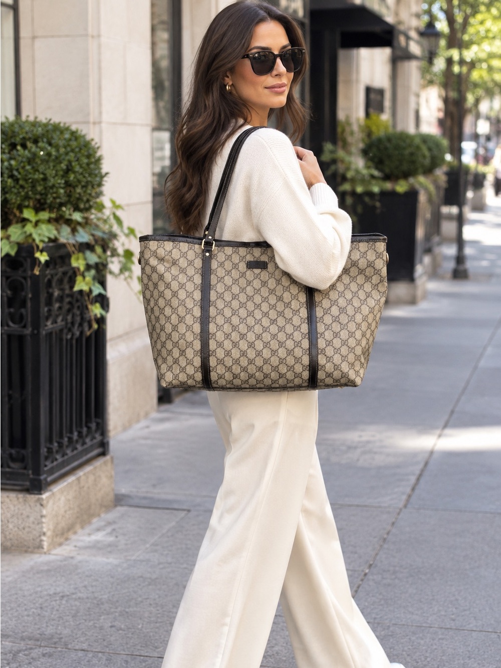 Authentic Gucci Joy large tote bag brown monogram coated canvas patent leather